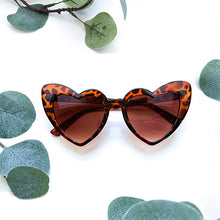 Load image into Gallery viewer, Personalized Heart Shaped Sunglasses For Women Custom Bride Sunglasses Bridesmaid Gifts Beach Bride Bachelorette Party Favors
